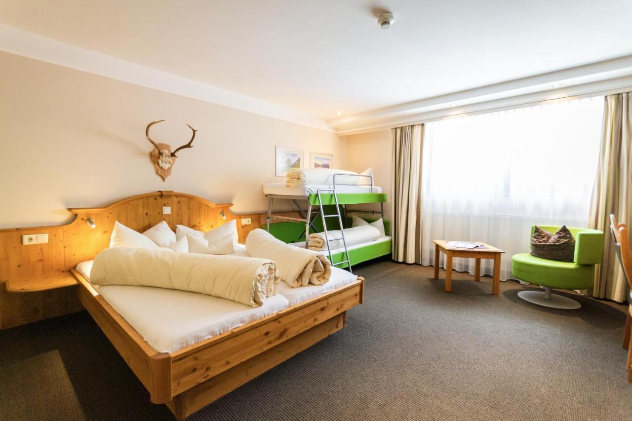 Aktiv Hotel Zur Rose Am Brenner Steinach am Brenner Εξωτερικό φωτογραφία